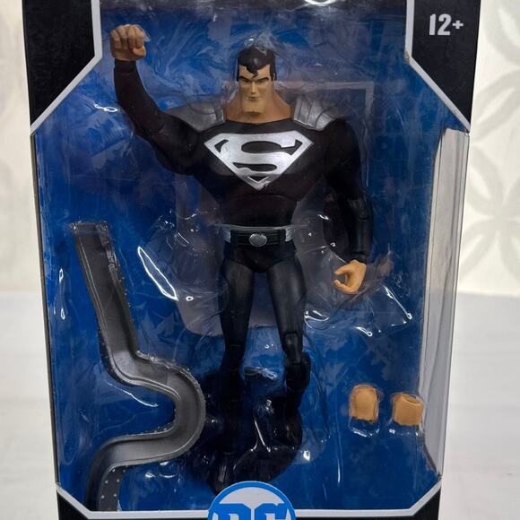 McFarlane Toys DC Multiverse Superman Animated Series Black Suit Variant 1:10 - Picture 5 of 6